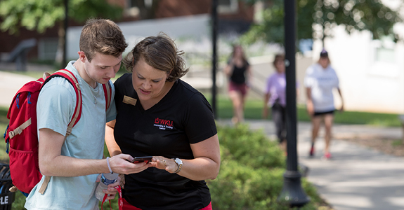 WKU student asking for directions