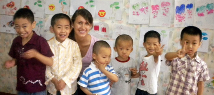 #caption2 Photograph: Rachel Reetzke at a Chinese school