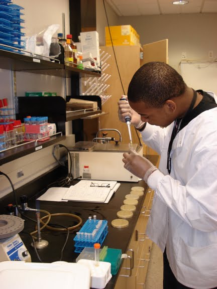 biology student in lab
