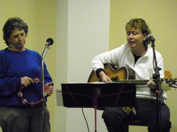 Susan and Molly A picture of Susan Morris and Molly Kerby singing