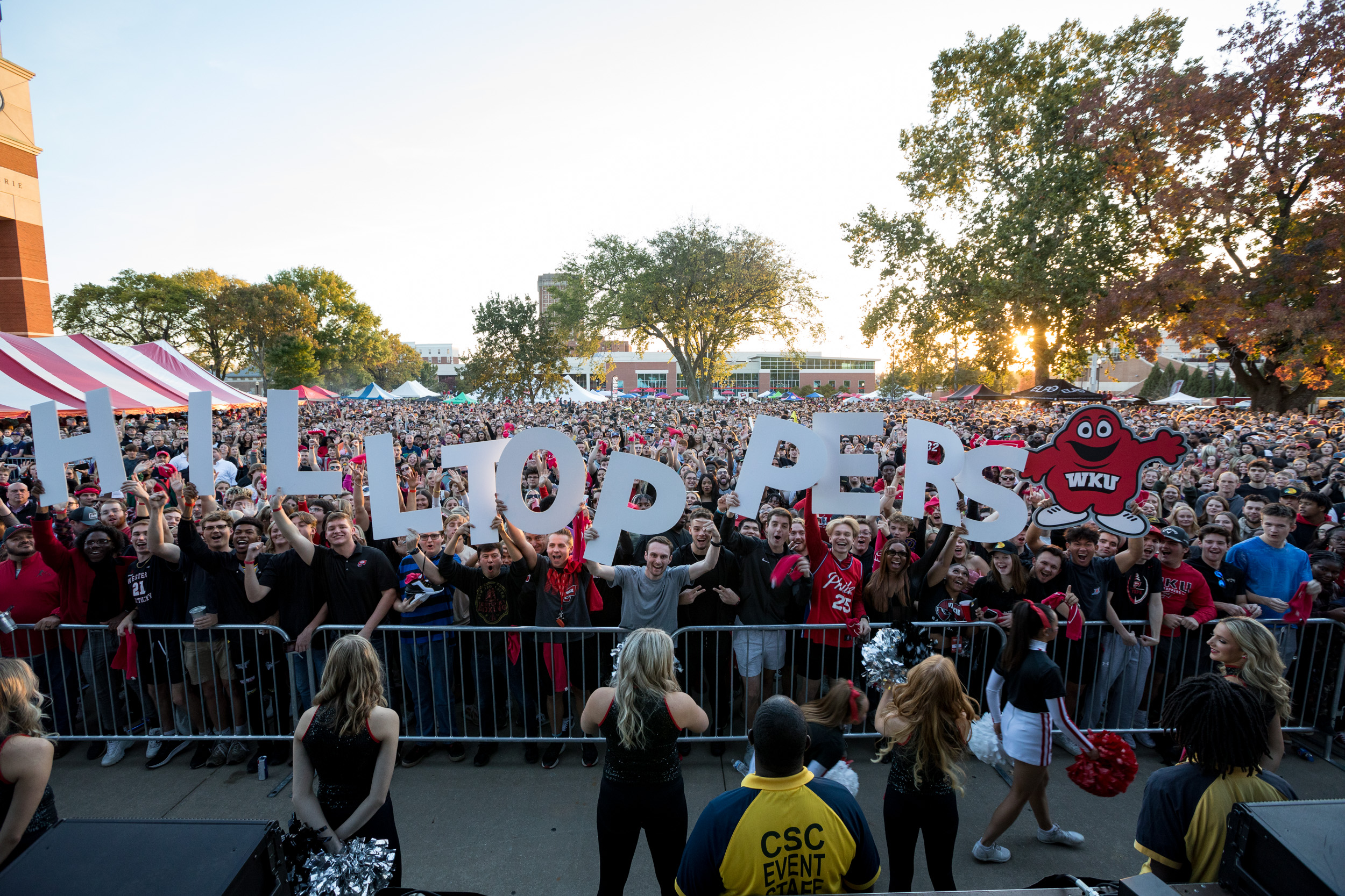 Students spell out HILLTOPPERS at concert