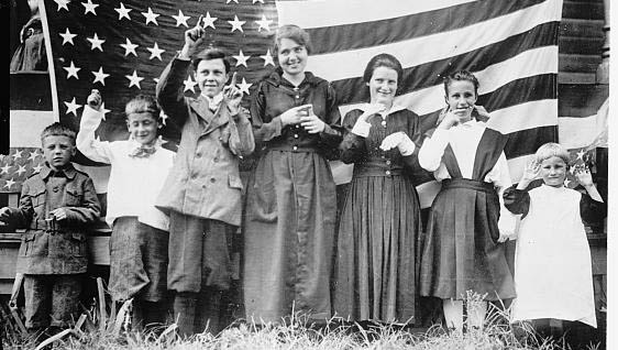 Deaf children signing the Star-Spangled Banner in Cincinnati, c. 1918. (Photo: Library of Congress/ LC-DIG-npcc-33373)