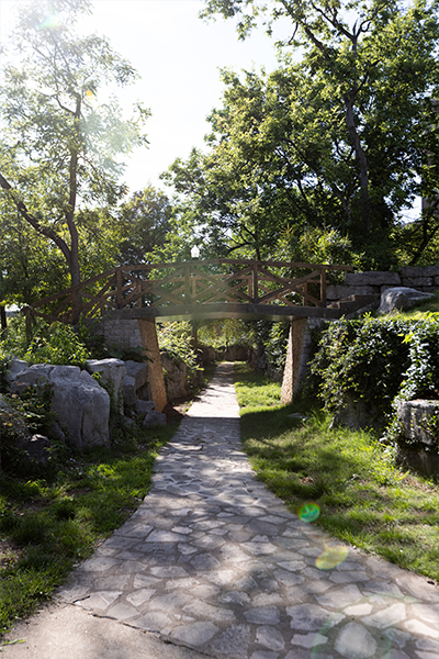 old fort bridge at wku