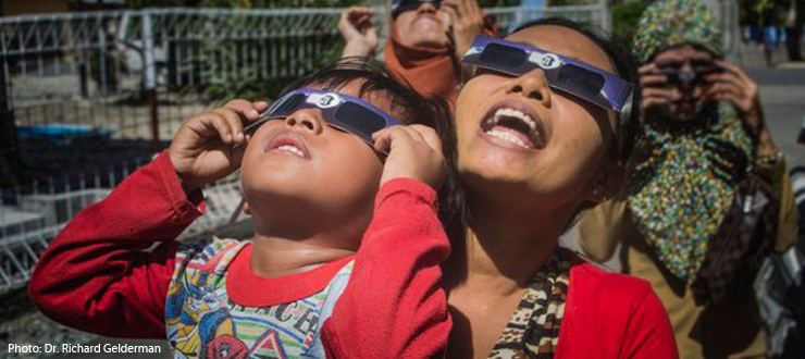 Family Viewing Eclipse