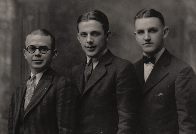 Men's negative Team 1929: B.K. Dowell, E. Kelly Thompson, Lawrence Cleo Roberts
