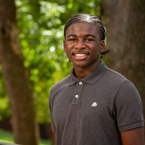 Kenyan Wood Announced as Semifinalist for Prestigious Cooke College Scholarship Program