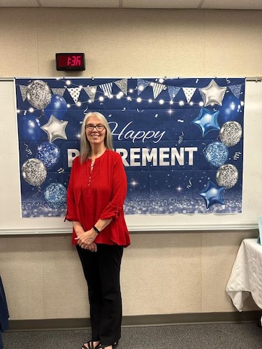 Lynne Swetmon Retires