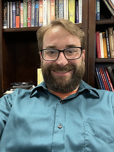 Dr. Matthew Nee Named Next Chair of Department of Chemistry