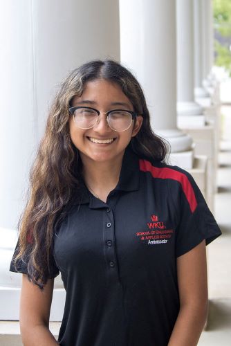 Engineering Her Future: Spotlight on Esmeralda ‘Esi’ Hernandez