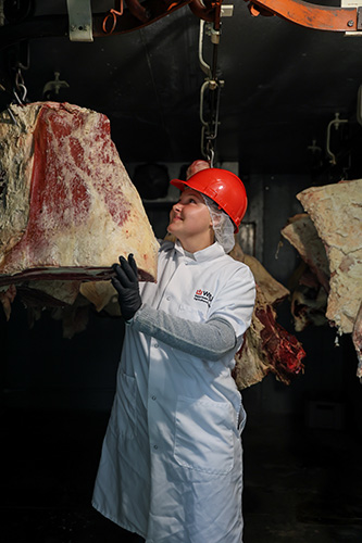 Hensley finds her calling on the farm