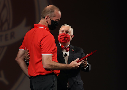 Volleyball Coach Travis Hudson receives Spirit of WKU Award