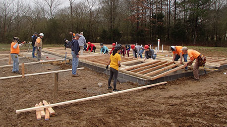 Members of WKU Habitat chapter to spend fall break in Henderson