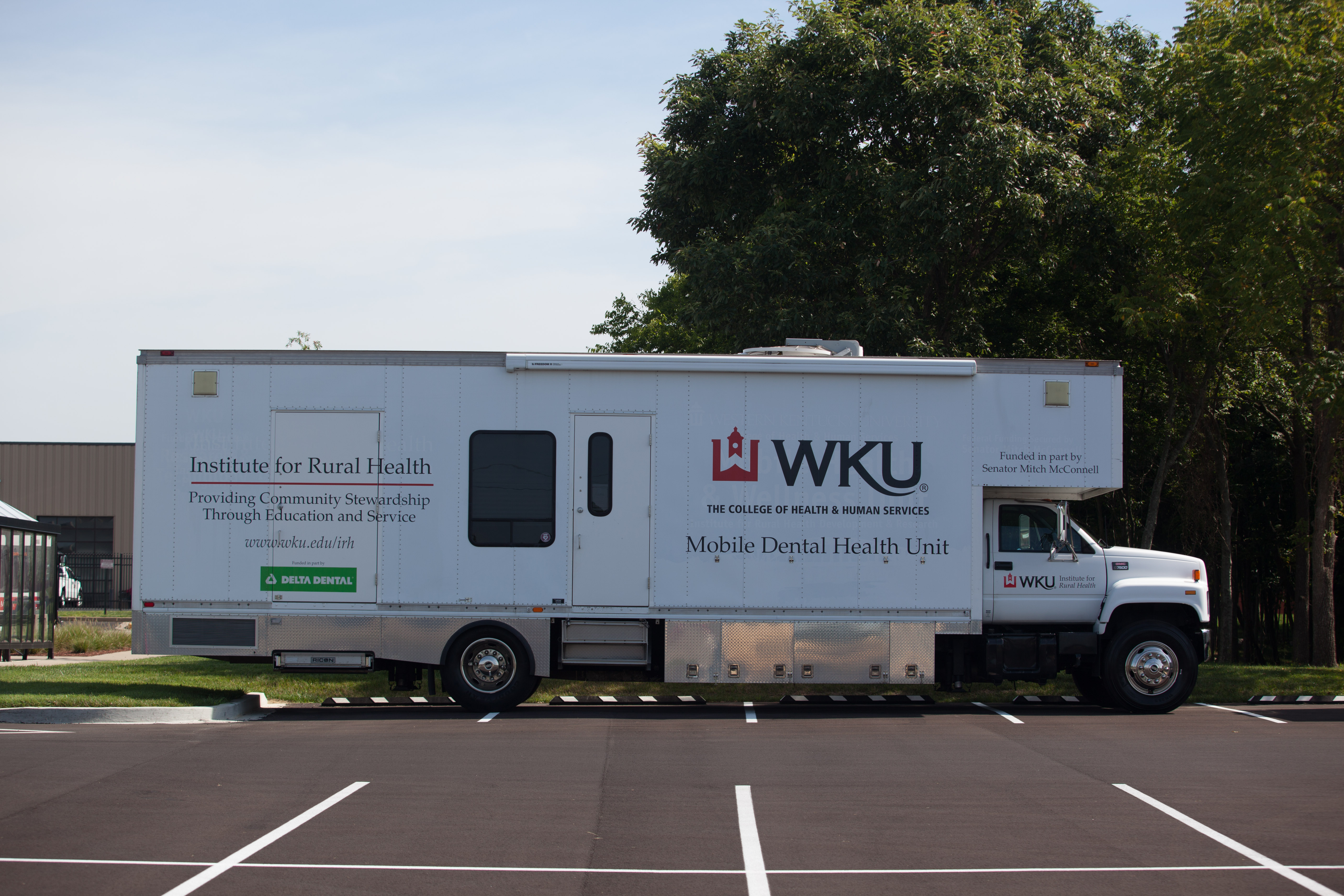 mobile dental unit