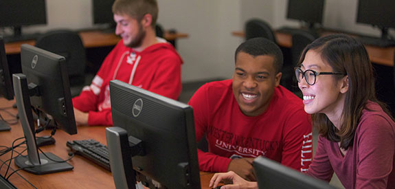 WKU students using a campus computer lab