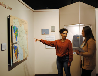 Museum students in Culture Carried