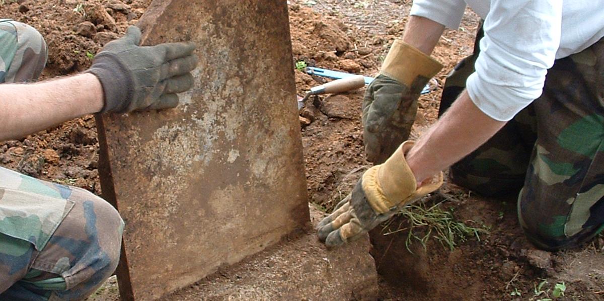 Learn more about the graveyard archaeology class at WKU in the fall 2015 issue