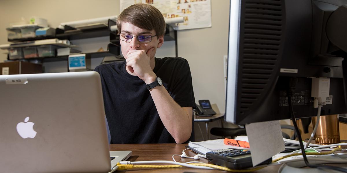 Alexander Stewart
WKU, Department of Biology
Mentor: Dr. Claire Rinehart