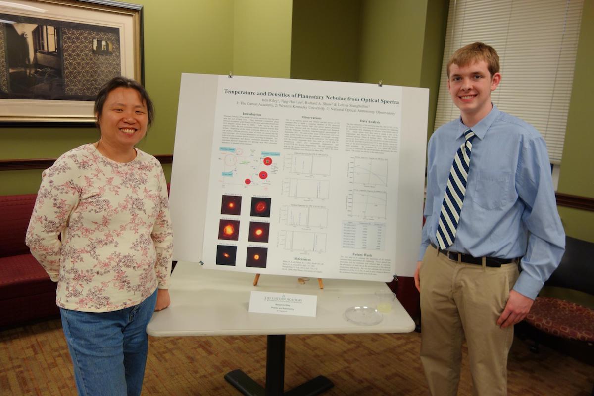 Gatton Academy student Benjamin Riley presenting his research results with Dr. Lee.