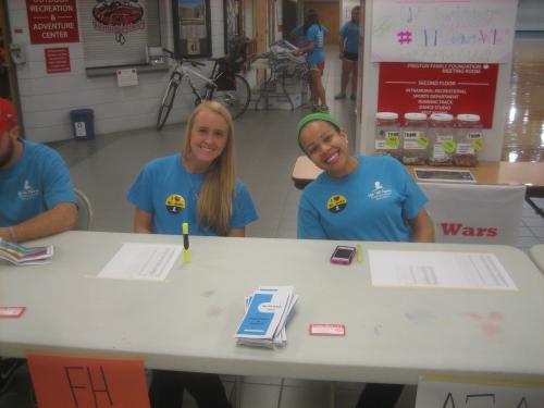 WKU students donating their time to work the 2013 Up 'Til Dawn Finale