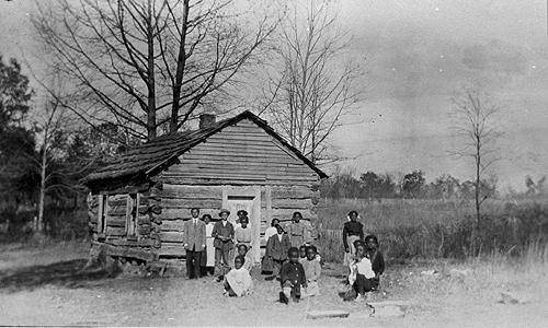 Mt. Union was located near the community of Hydro in southeastern Warren County. Schoolteachers between 1909 and 1913 included: Geneva Stark (1909-10); Walker Wilson (1911); Jess Covington (1912); and, Sinia Masters (1913). (Courtesy of Library Special Collections, WKU)