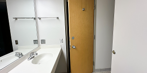 Zacharias Hall bathroom