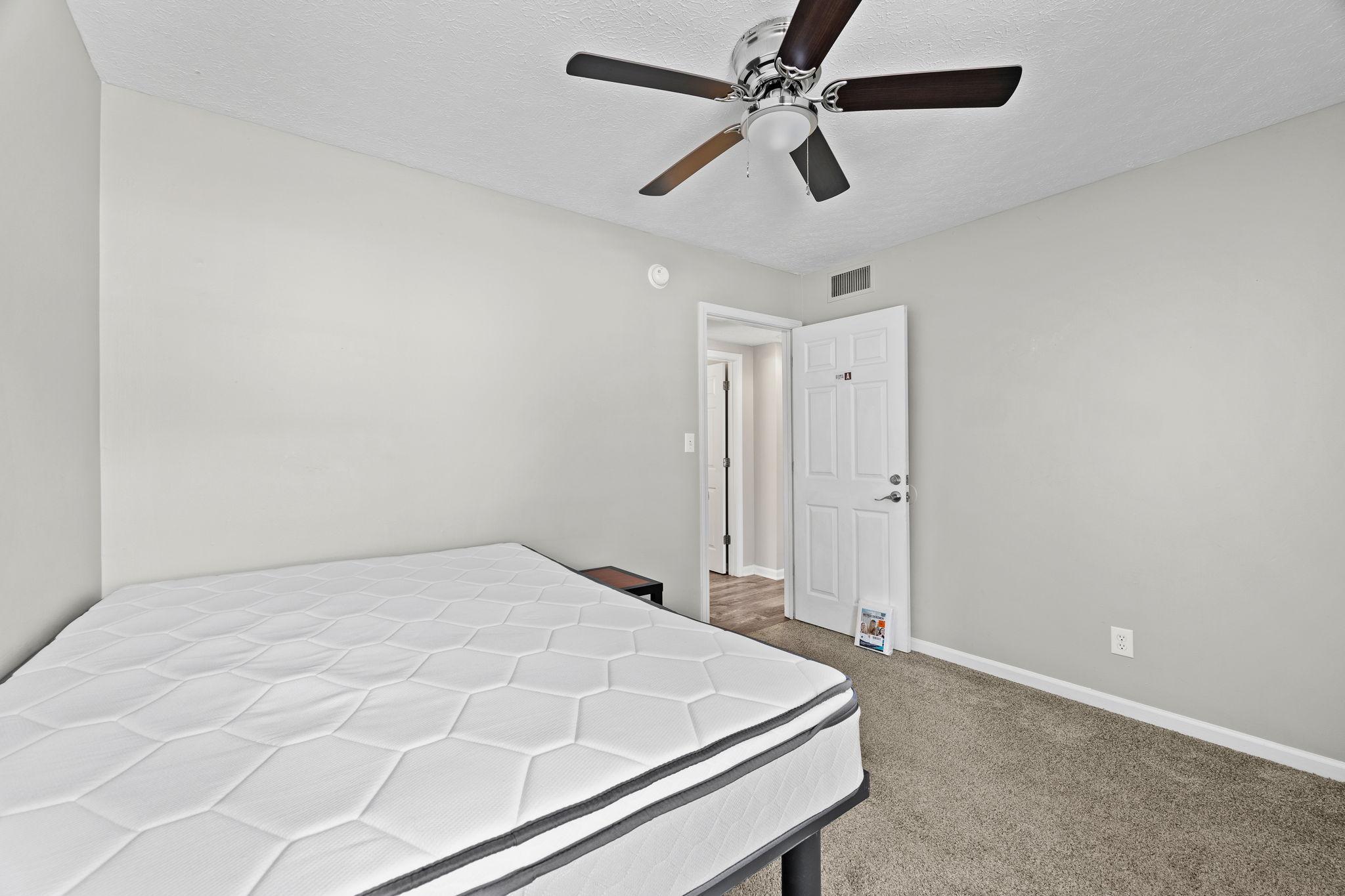 Campus Flats bedroom