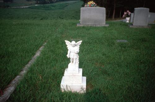 Angel Statue, Long Cemetery, Spencer, TN (MS104e)