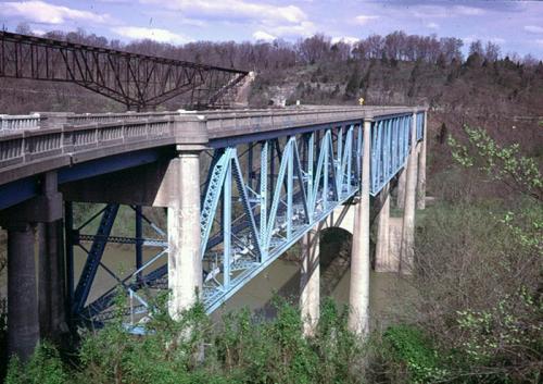 Bridge over the Kentucky River, Lawrenceburg, KY (Br40)