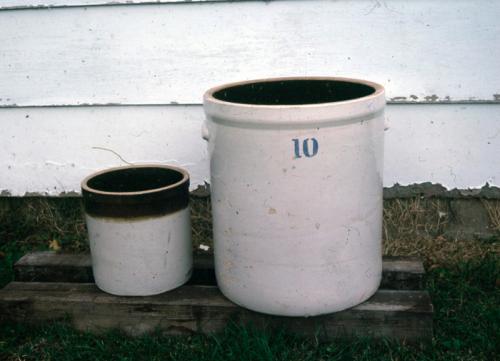 Stoneware Jars owned by Ira White, Louisville, KY (Ho2)