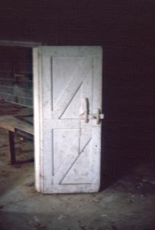 Batten Door & Latch Maysville, KY (Wo7)