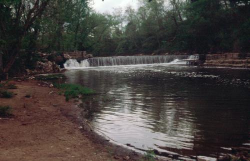 Dam and Mill Site White Mills, KY (Wa8)