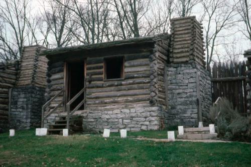 Old Fort Harrod House Harrodsburg, KY (Bu252)