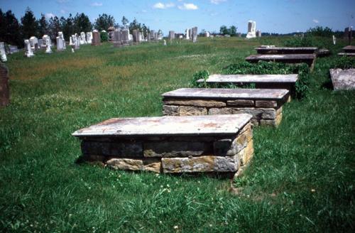 Boxed Graves Morgantown, KY (MS96)