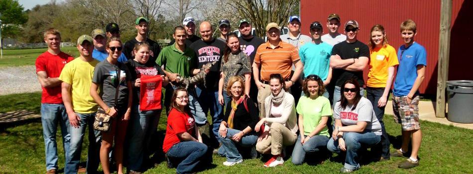 Dr. Linda Gonzales and Dr. Stephen King with agriculture students on a Study Away trip to Louisianna during Spring Break 