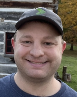 Headshot of Trevor Hoffmann