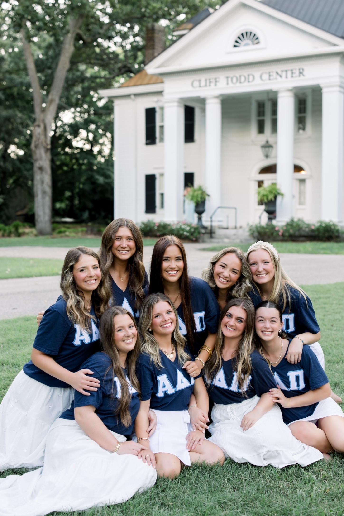 Alpha Delta Pi members at Western Kentucky University